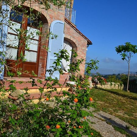 Casa Magnolia Apartment Terricciola Exterior photo